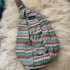 NWOT Kavu Rope Sling Bag